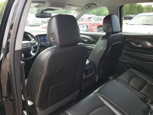 Used 2023 GMC Terrain SLT w/ LPO, Floor Liner Package FWD image 30
