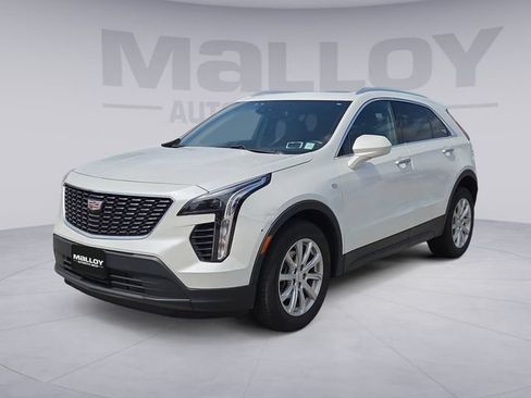 Certified 2023 Cadillac XT4 Luxury w/ Cold Weather Package AWD/4WD image 1