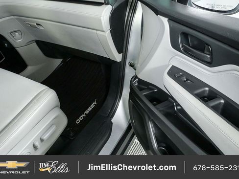 Used 2024 Honda Odyssey EX-L image 23