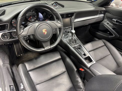 Used 2013 Porsche 911 Carrera RWD image 17
