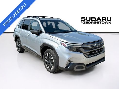 Used 2025 Subaru Forester Limited AWD/4WD image 1