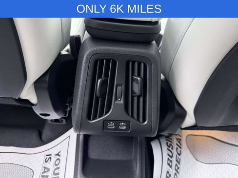 Used 2026 BMW X1 xDrive28i w/ Technology Package AWD/4WD image 16