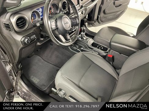 Used 2022 Jeep Wrangler Sport S image 19
