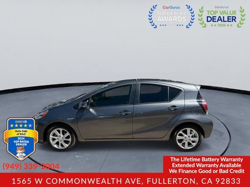 Used 2016 Toyota Prius C Four FWD image 5
