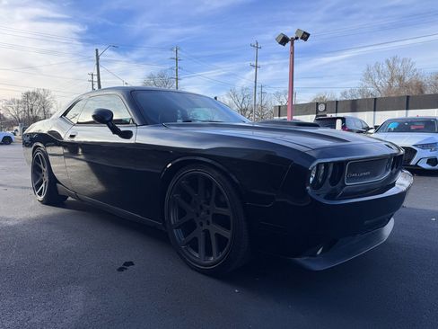 Used 2009 Dodge Challenger R/T image 7