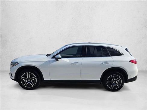 Certified 2026 Mercedes-Benz GLC 300 4MATIC image 9