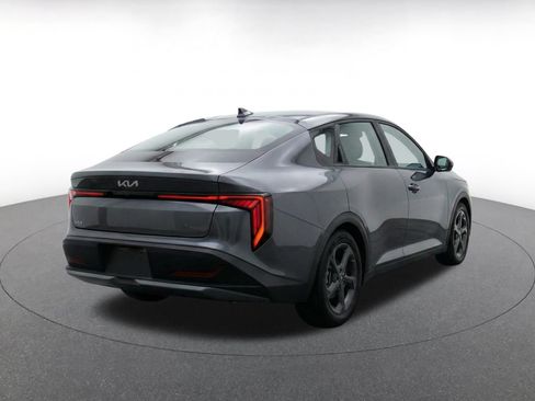 Used 2025 Kia K4 FWD image 10