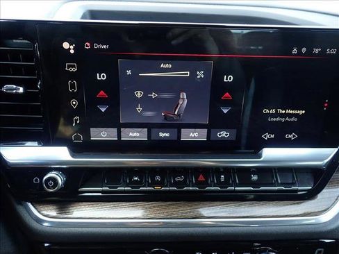 Used 2024 GMC Sierra 1500 Elevation image 17