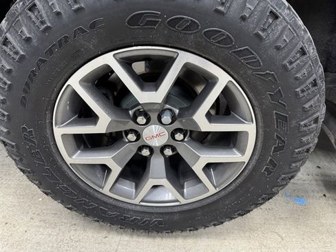 Used 2021 GMC Canyon AT4 w/ Trailering Package image 8