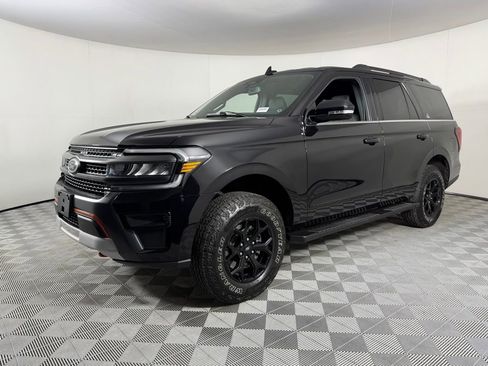 Used 2024 Ford Expedition Timberline image 2
