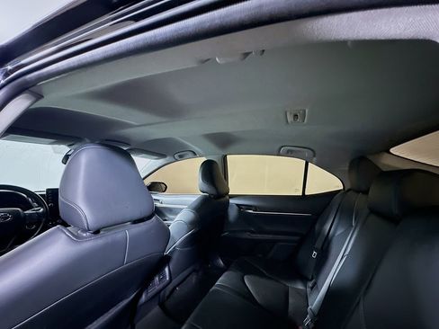 Used 2023 Toyota Camry XSE FWD image 13