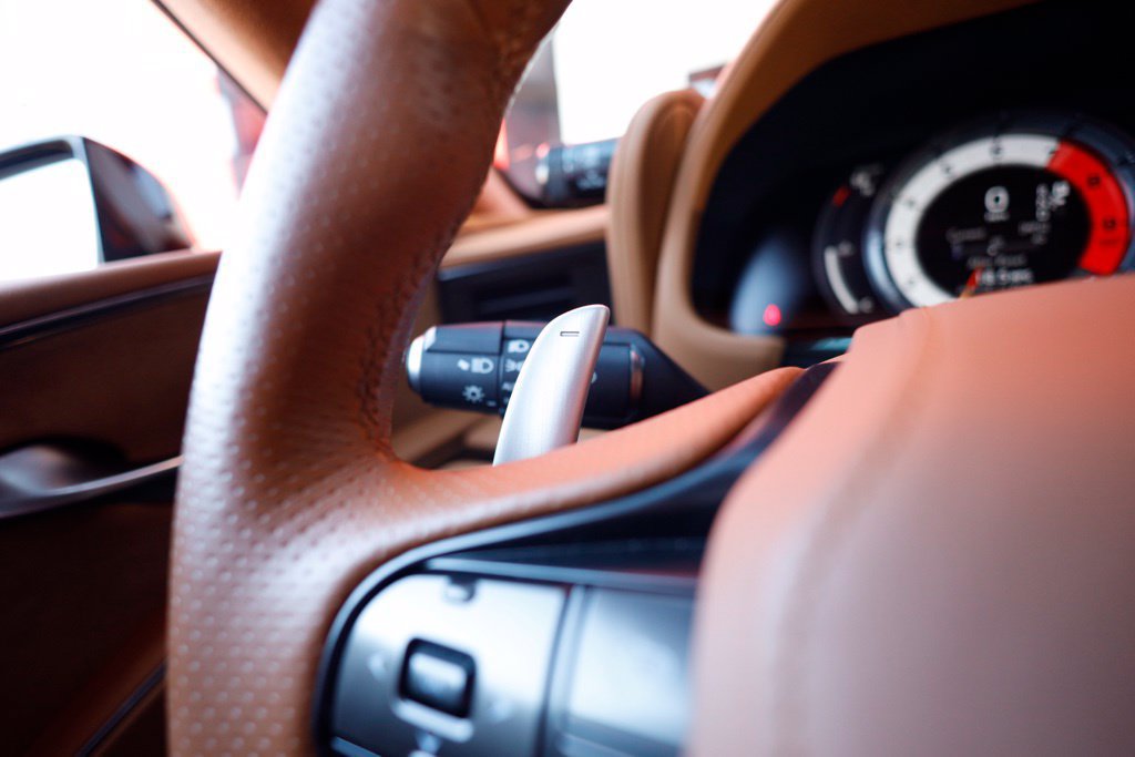 Used 2022 Lexus LC 500 Coupe w/ Touring Package RWD image 31