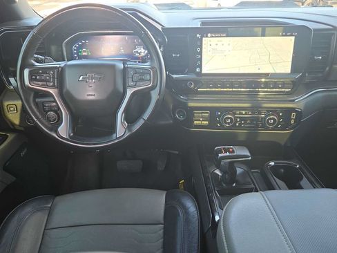 Used 2023 Chevrolet Silverado 1500 ZR2 w/ Technology Package AWD/4WD image 14