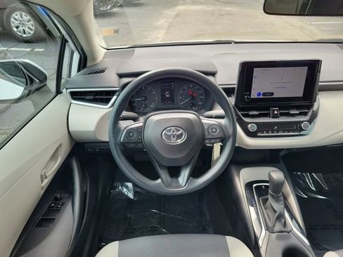 Used 2024 Toyota Corolla LE FWD image 23
