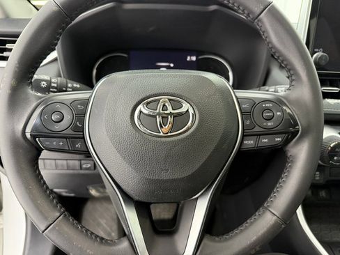 Used 2024 Toyota RAV4 XLE Premium image 11