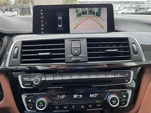 Used 2020 BMW M4 Convertible w/ Competition Package image 28