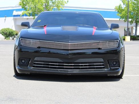Used 2014 Chevrolet Camaro SS w/ SS Performance Package RWD image 7