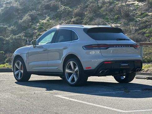 New 2026 Porsche Macan S image 3