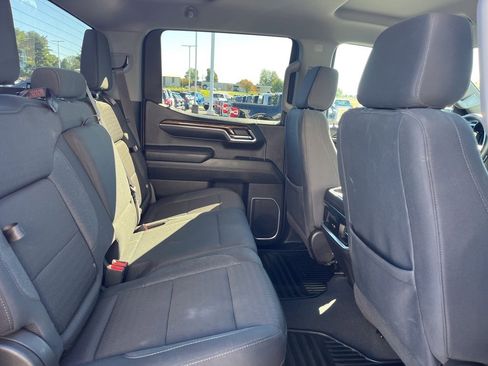 Used 2023 GMC Sierra 1500 Elevation image 11
