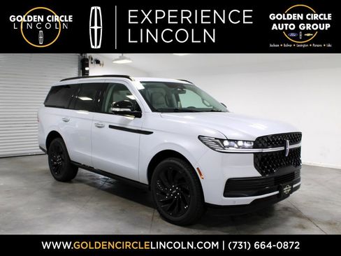 New 2026 Lincoln Navigator Reserve AWD/4WD image 1