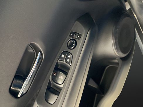 Used 2024 Nissan Kicks SV w/ Interior Electronics Package FWD image 20