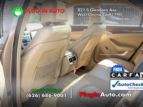 Used 2008 Cadillac CTS 3.6 w/ Luxury Level Two Package RWD image 9