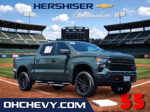 Used 2025 Chevrolet Silverado 1500 Custom Trail Boss AWD/4WD image 1