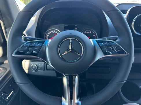 Used 2026 Mercedes-Benz Sprinter 2500 image 24
