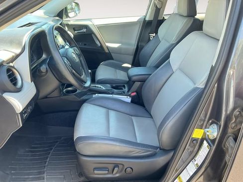 Used 2013 Toyota RAV4 Limited AWD/4WD image 10