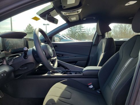 New 2026 Hyundai Elantra Sport FWD image 15