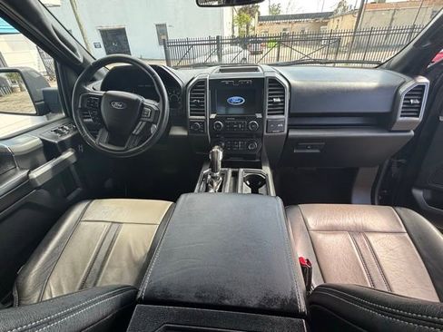 Used 2017 Ford F150 XLT w/ Equipment Group 302A Luxury AWD/4WD image 21