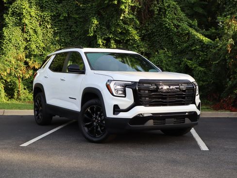 Used 2026 GMC Terrain Elevation w/ Black Edition AWD/4WD image 2