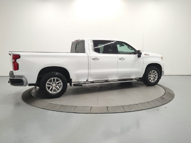 Used 2024 Chevrolet Silverado 1500 LTZ AWD/4WD image 9