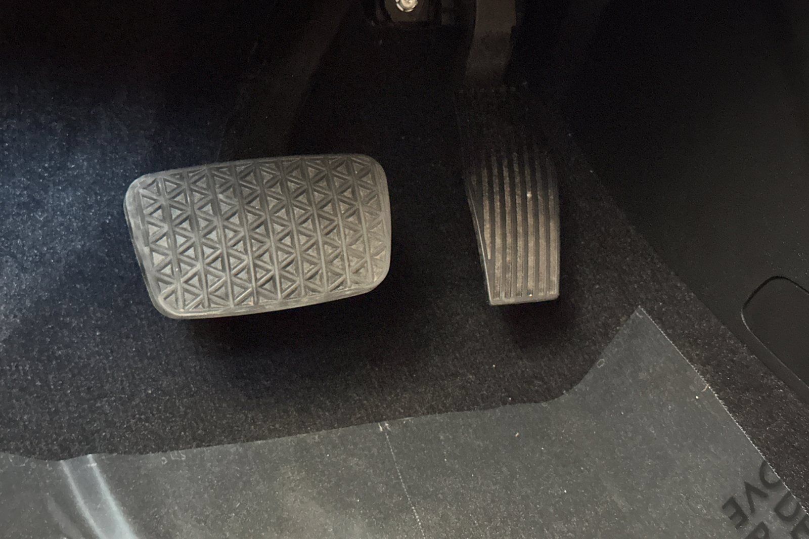 Used 2024 Chevrolet Equinox EV LT FWD image 44