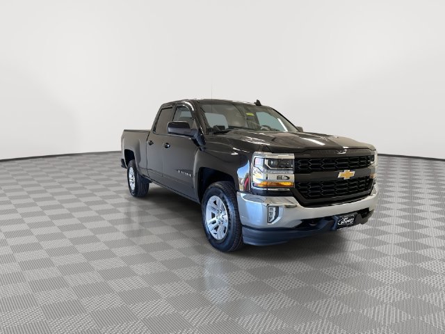 Used 2018 Chevrolet Silverado 1500 LT w/ All Star Edition AWD/4WD image 2