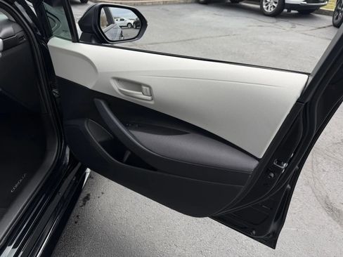 Used 2024 Toyota Corolla LE FWD image 42