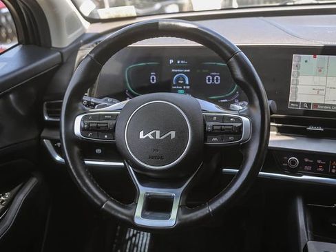 Certified 2023 Kia Sportage EX AWD/4WD image 17