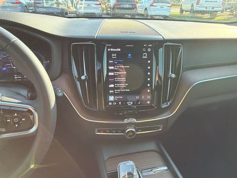 Certified 2024 Volvo XC60 T8 Ultimate w/ Climate Package image 65