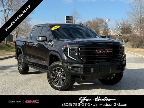 Used 2024 GMC Sierra 1500 AT4X image 2