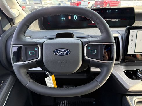 New 2026 Ford Expedition Active AWD/4WD image 28