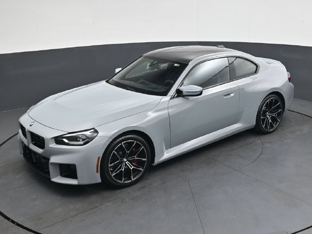 Used 2026 BMW M2 w/ Carbon Package RWD image 36