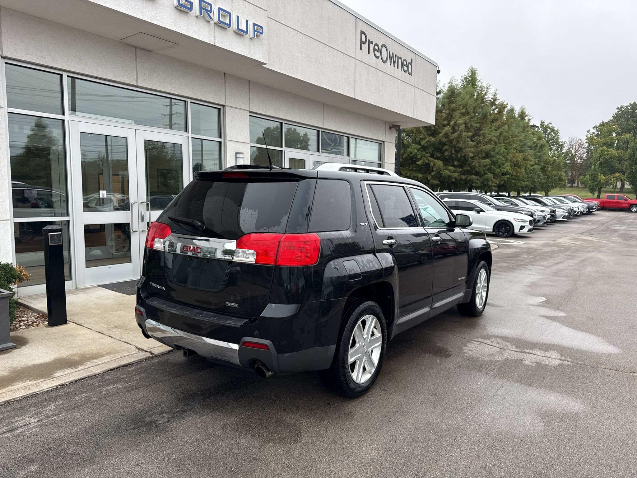Used 2011 GMC Terrain SLT AWD/4WD image 3