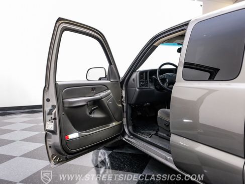 Used 2006 Chevrolet Silverado 1500 LT w/ Onstar Plus Package image 40