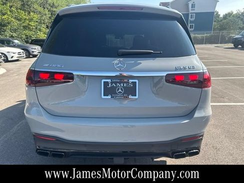Used 2024 Mercedes-Benz GLS 63 AMG 4MATIC image 7