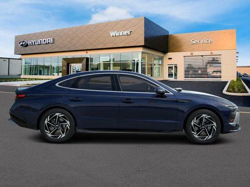 New 2026 Hyundai Sonata SEL FWD image 6