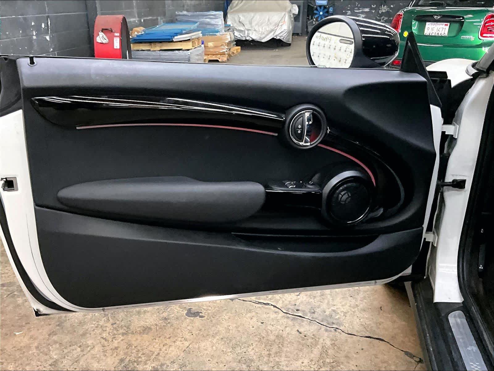 Used 2024 MINI Cooper SE FWD image 22