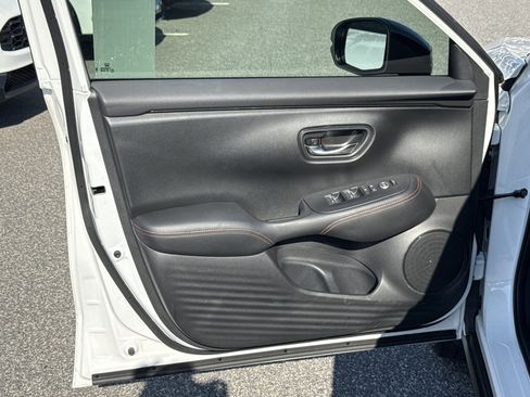Certified 2025 Honda HR-V Sport image 14