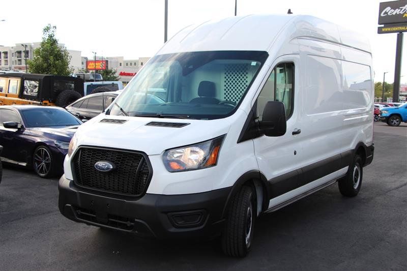 Used 2023 Ford Transit 250 148 High Roof RWD image 3