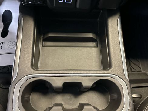 Used 2021 Chevrolet Silverado 1500 LT Trail Boss w/ Convenience Package II image 30