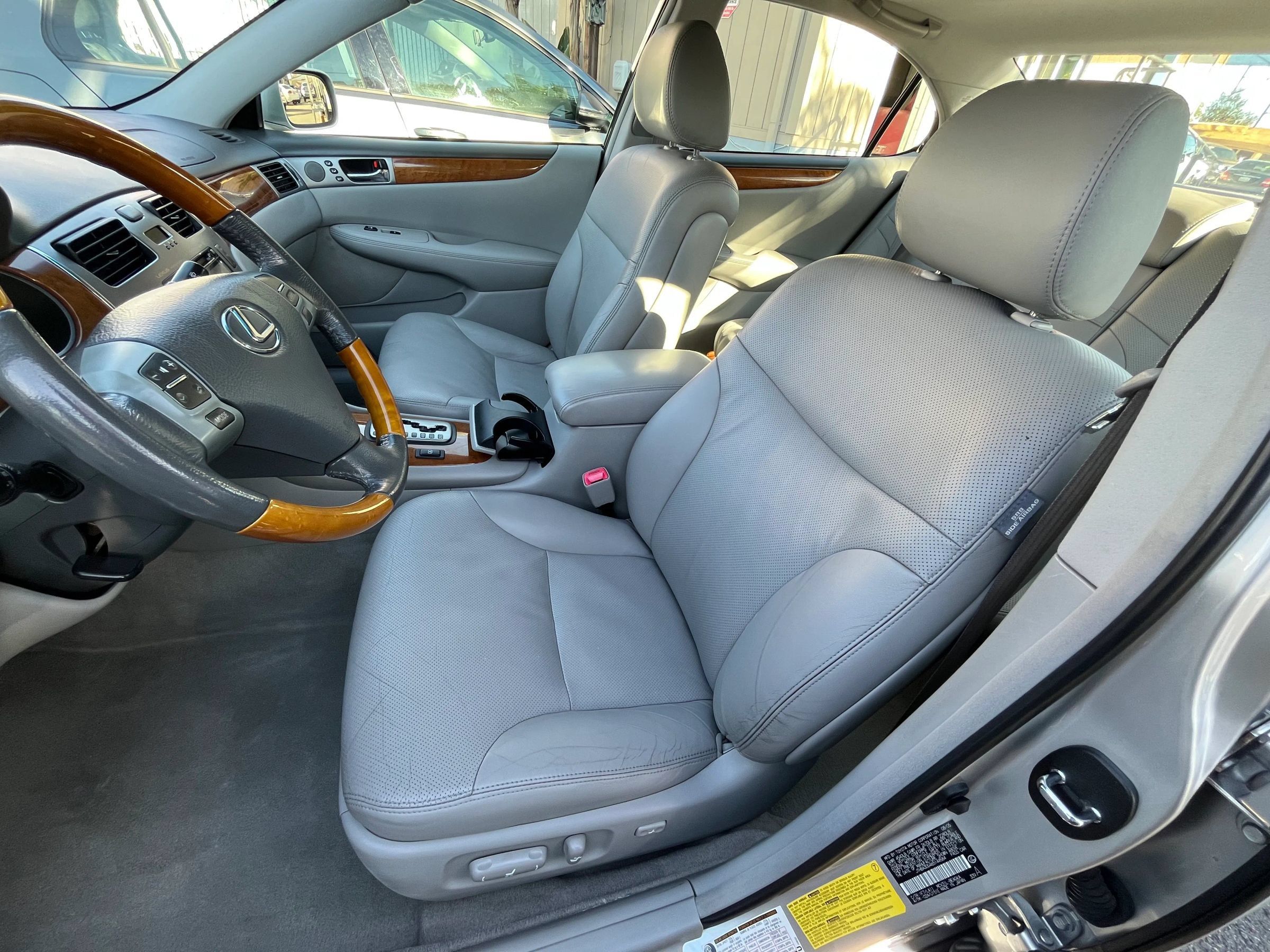Used 2006 Lexus ES 330 FWD image 11